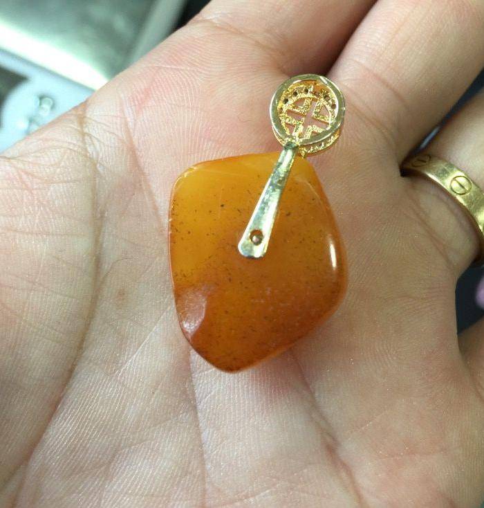 8153欧洲回流老蜜蜡现代银工扣头坠子图7