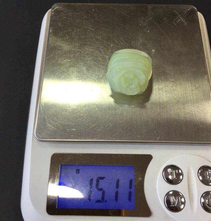 8154欧洲回流岫玉雕刻花朵戒指图10