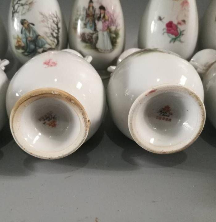 景德镇七八十年代酒瓶图5