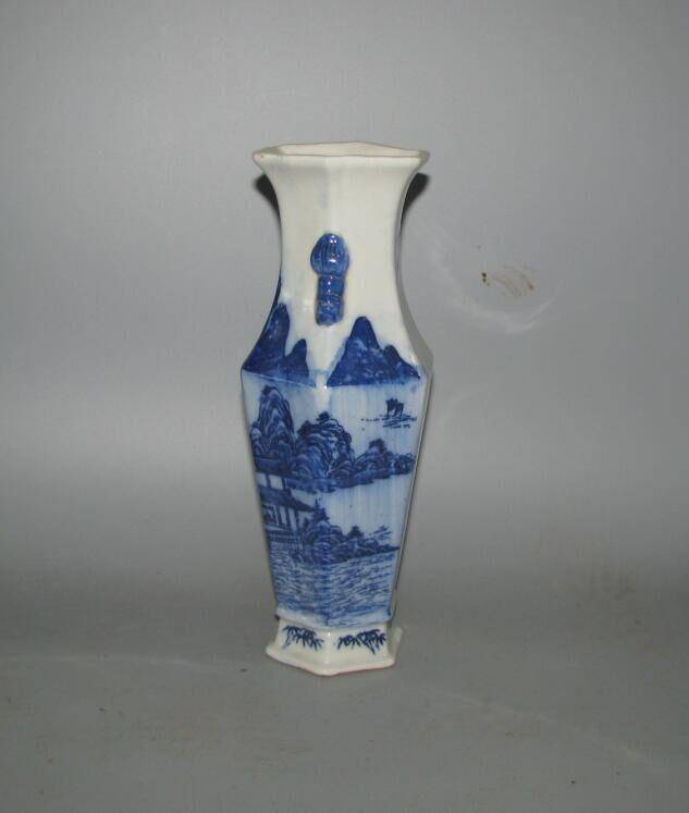 全品青花山水诗纹六角瓶图2
