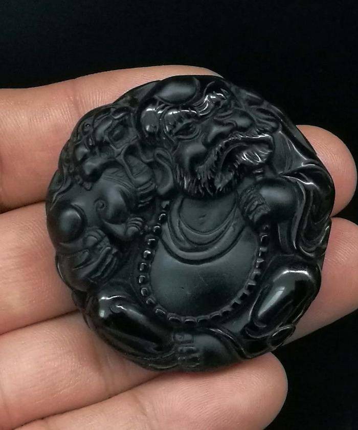 黑曜石雕刻钟馗吊坠图5