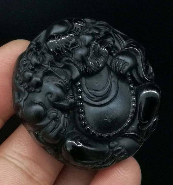 黑曜石雕刻钟馗吊坠图6