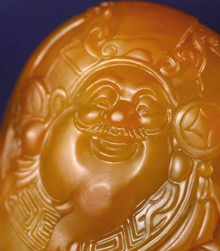新疆和田玉 籽料财神 独籽挂件 全黄沁图5