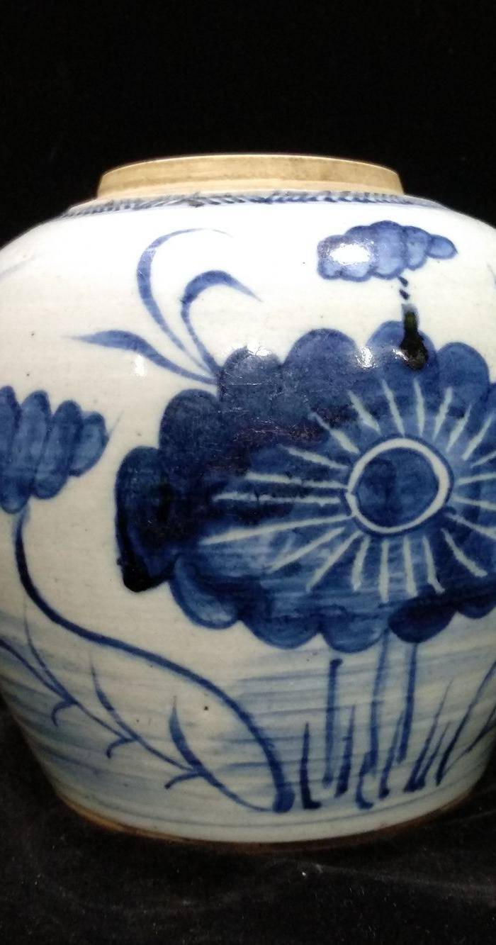 英国回流的青花荷叶清廉罐图4