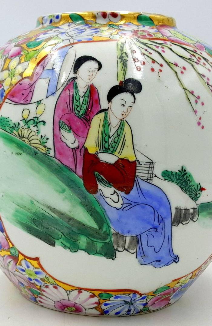 百花不漏地双开窗美女罐图3