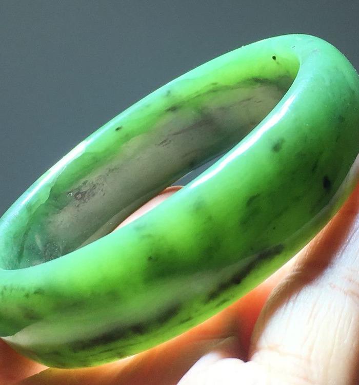 民国 和田碧玉 菠菜绿手镯 富贵镯子 颜色好
