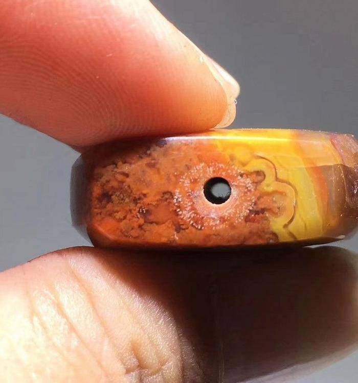 极品 鸡油黄火焰红 战国红 勒子 花纹漂亮 色泽艳丽图6