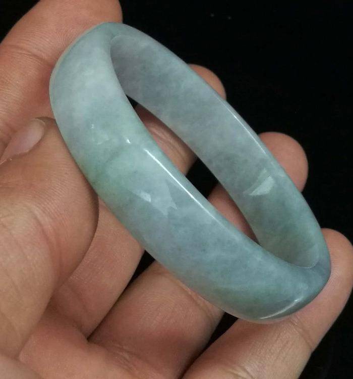 缅甸冰糯种翡翠手镯图8