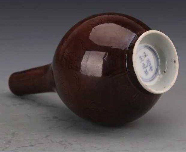 比利时回流清代紫金釉暗刻龙瓷器 不懂勿鉴图2