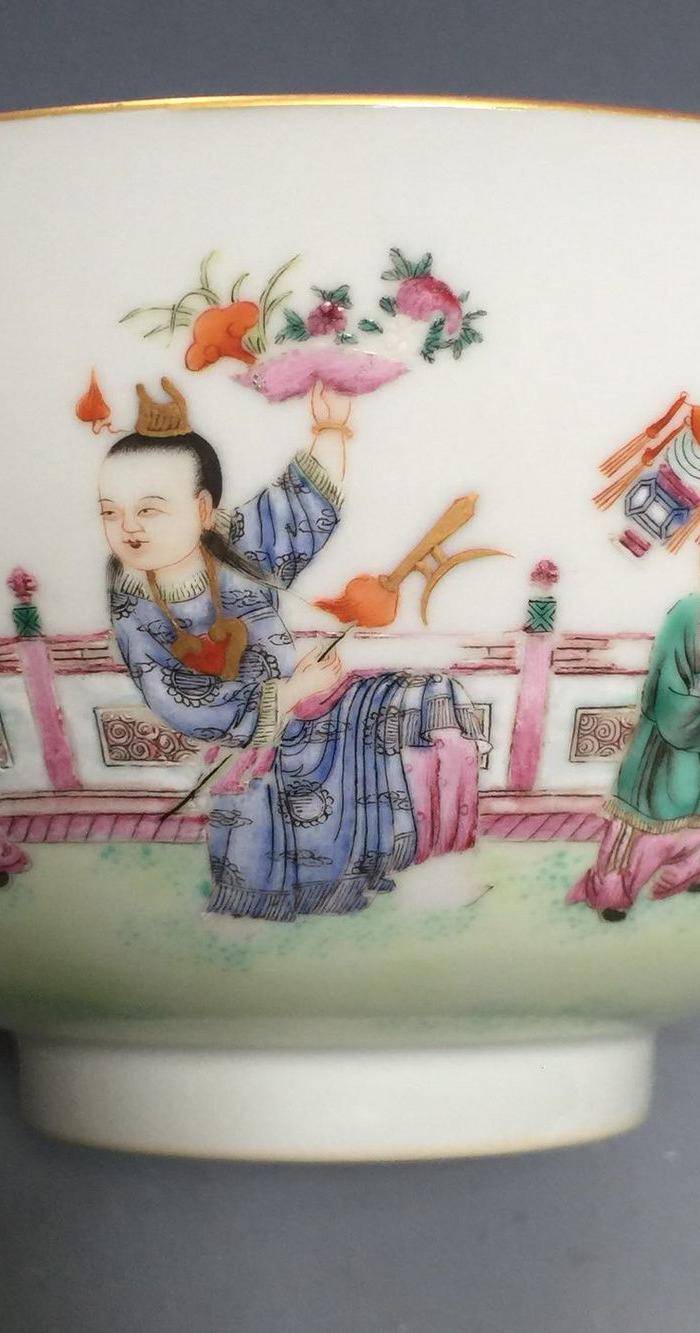 欧洲回流清粉彩童子嬉戏碗图6