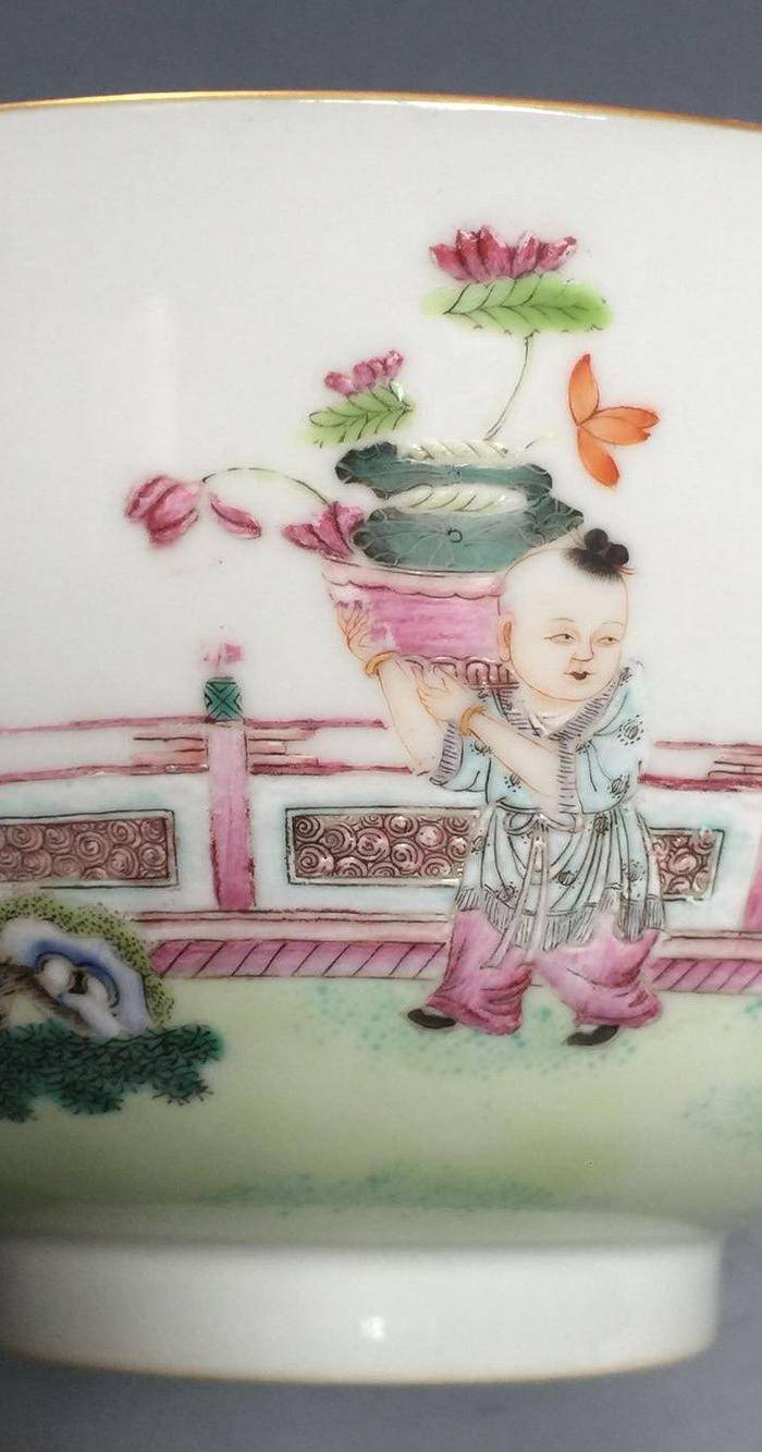 欧洲回流清粉彩童子嬉戏碗图7