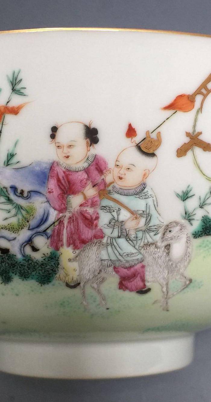 欧洲回流清粉彩童子嬉戏碗图9