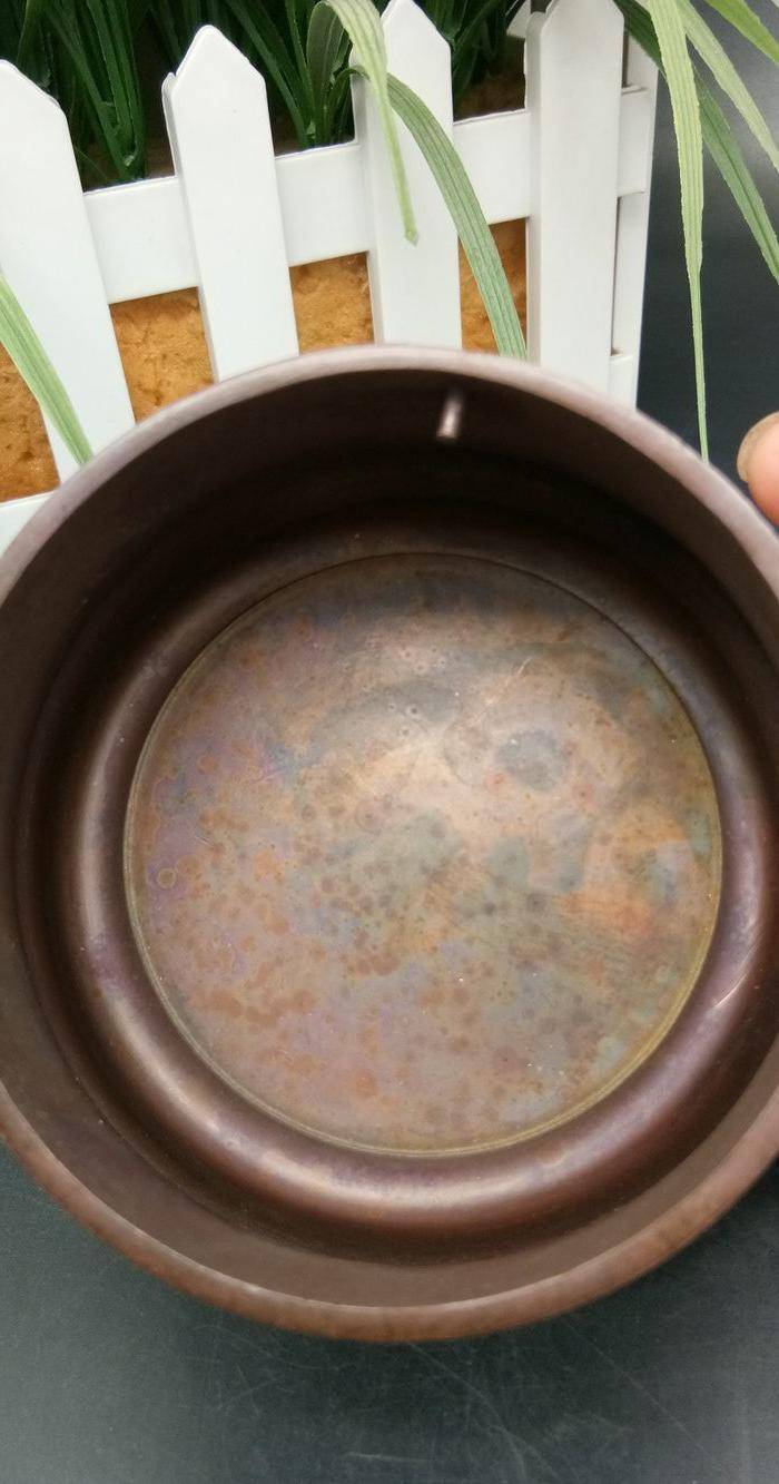 清铜烟灰缸图8