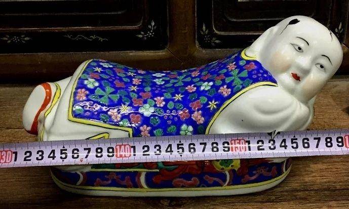 回流之粉彩娃娃枕头图3