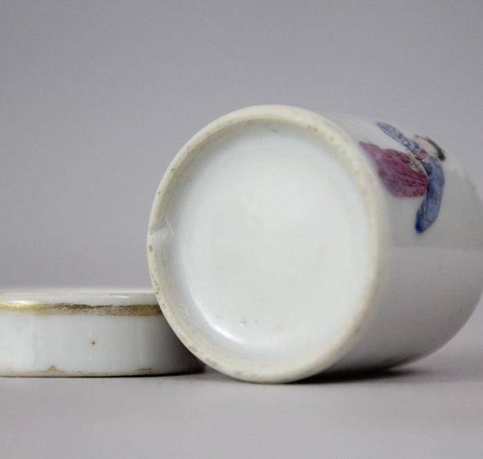精品 清代无双谱粉彩盖罐 3 图8