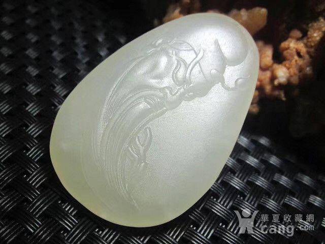 木那料 有些年头 和田玉 洒金皮籽料 精雕 武财神图2