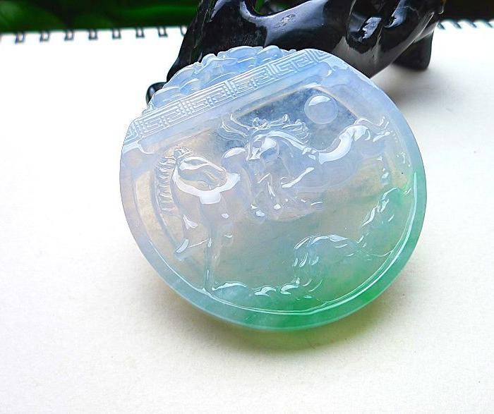 自然光实拍!天然A货冰种带绿马到成功图3