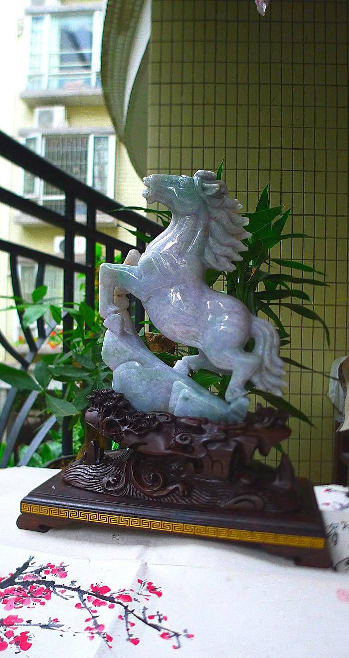 自然光实拍!天然A货好种双彩马到成功摆件图9