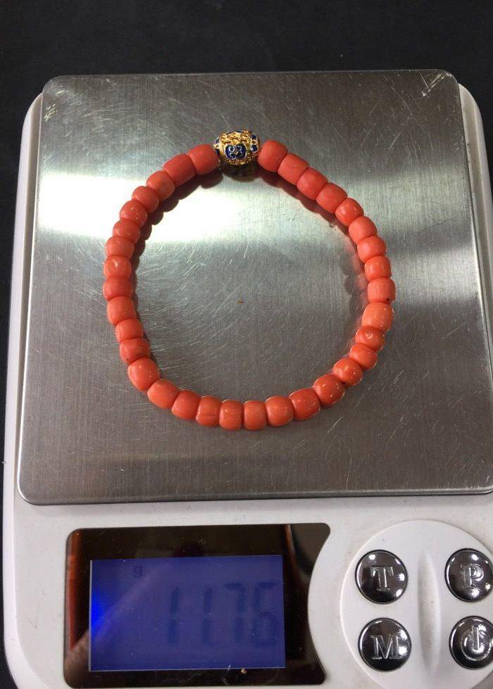 8005欧洲回流桶珠老珊瑚手串图9