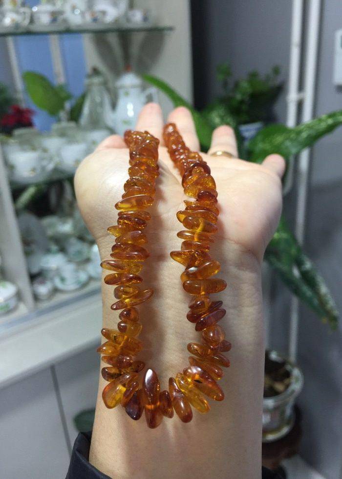 8019欧洲回流随形金珀项链图10