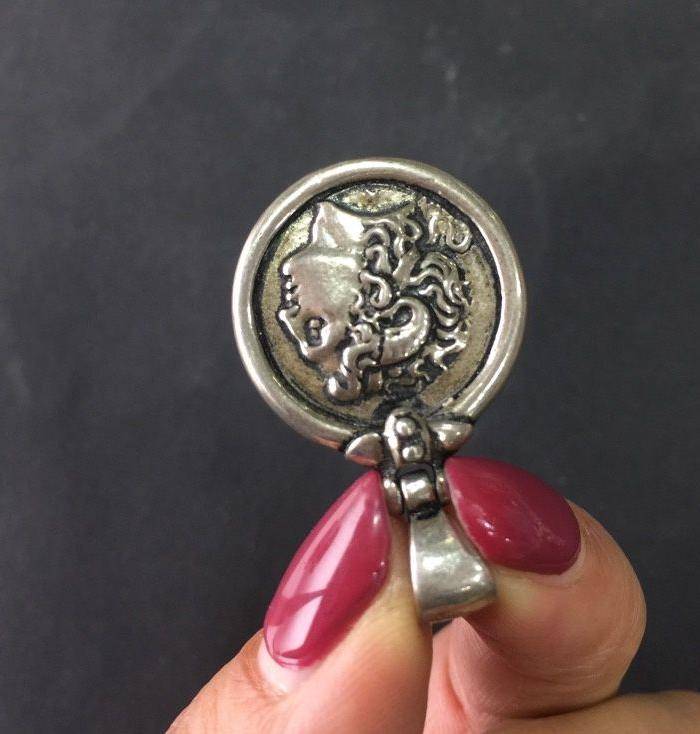 8023欧洲回流老银币坠子图6