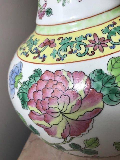 7477 民国 粉彩百鸟朝凤天球瓶图7