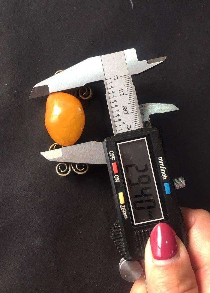 8033欧洲回流白铜镶嵌老蜜蜡坠子图9