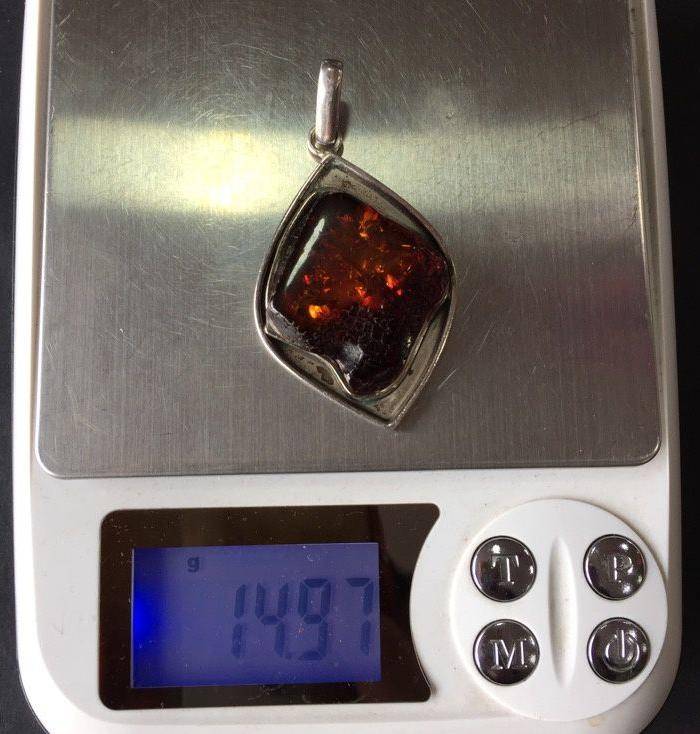8051欧洲回流老银镶嵌带皮琥珀坠子图10