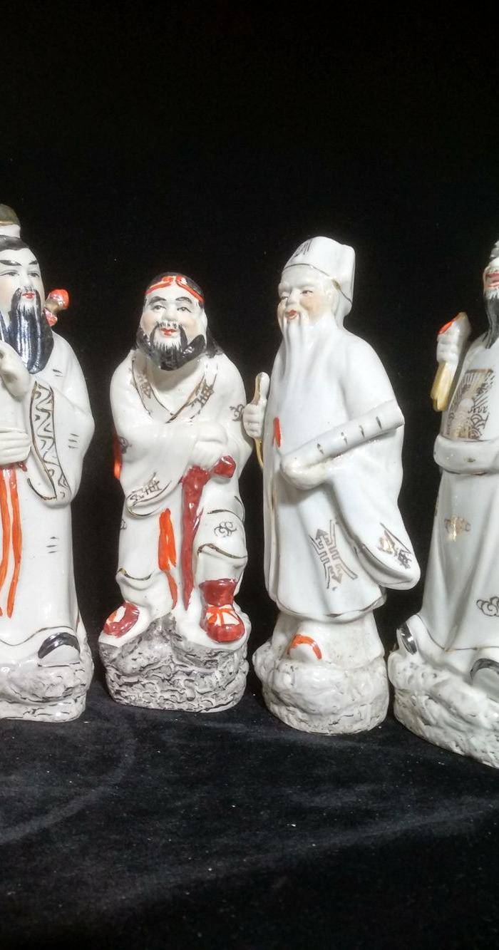 英国回流的描金八仙人物瓷塑一套图4