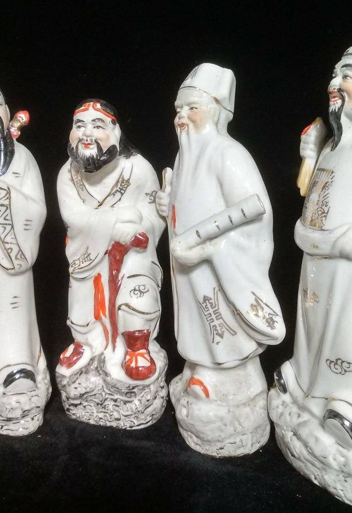 英国回流的描金八仙人物瓷塑一套图7