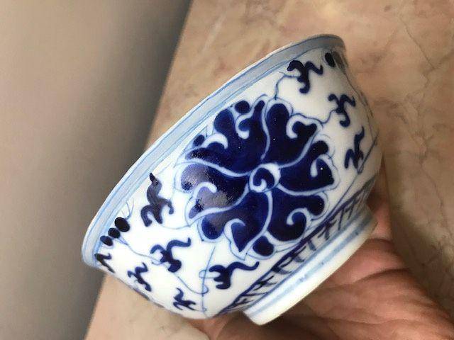 7469 民国 青花宝象花纹碗图2