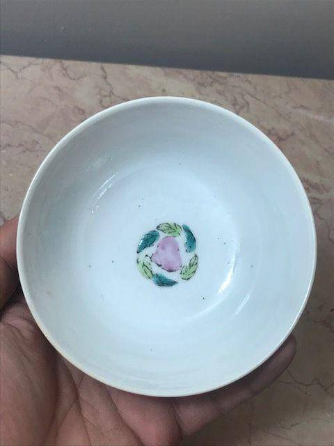 7447 晚清粉彩寿字碗一对图6