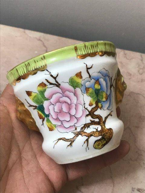 7532 民国粉彩花卉兽耳小花盆图3