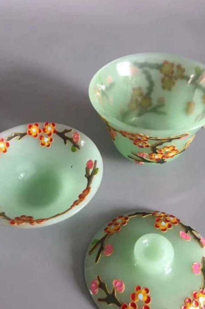 回流的一对景泰蓝琉璃茶杯图2