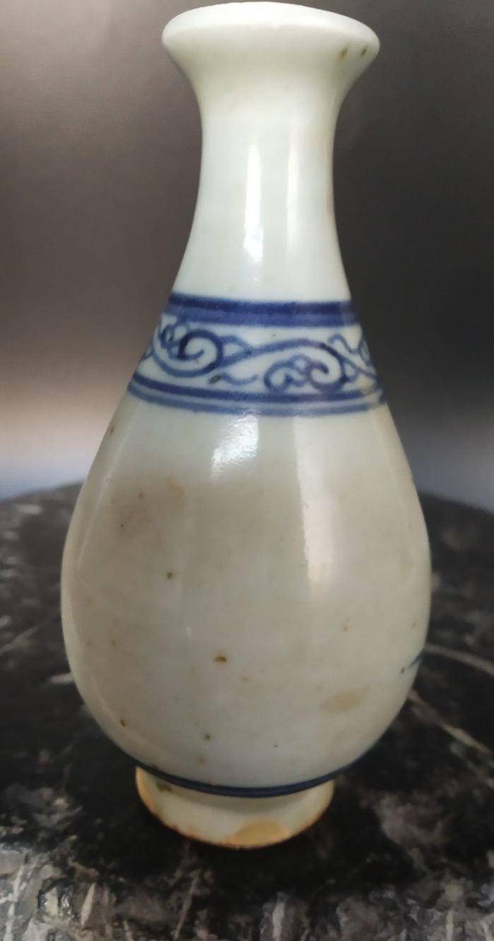 晚清青花瓶图3