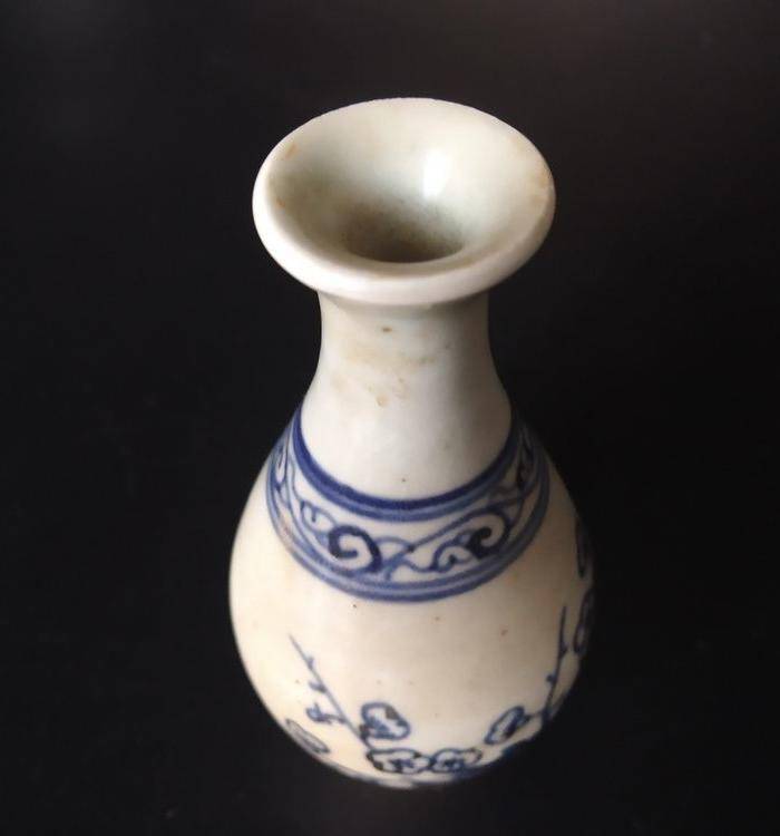 晚清青花瓶图4
