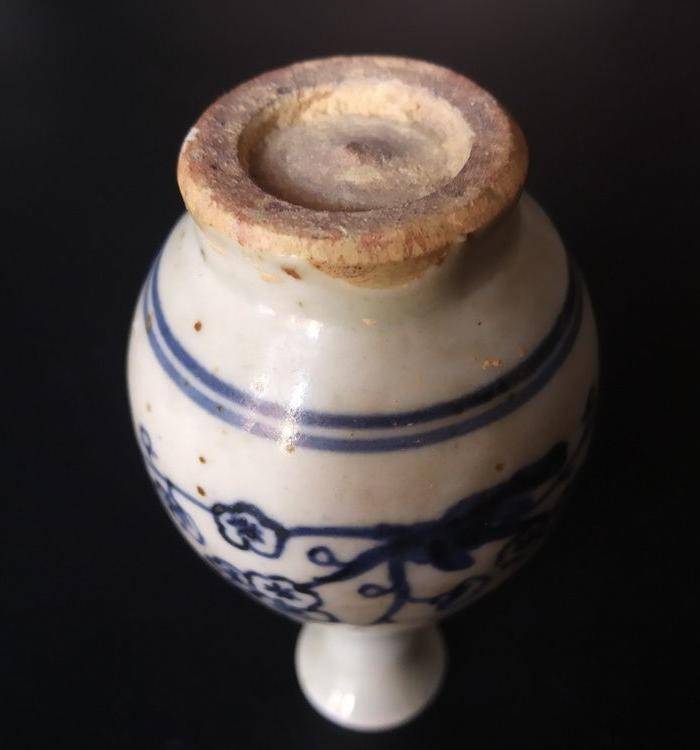 晚清青花瓶图6