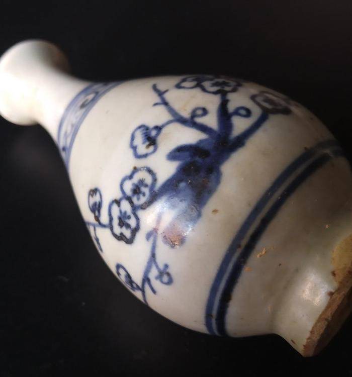 晚清青花瓶图8
