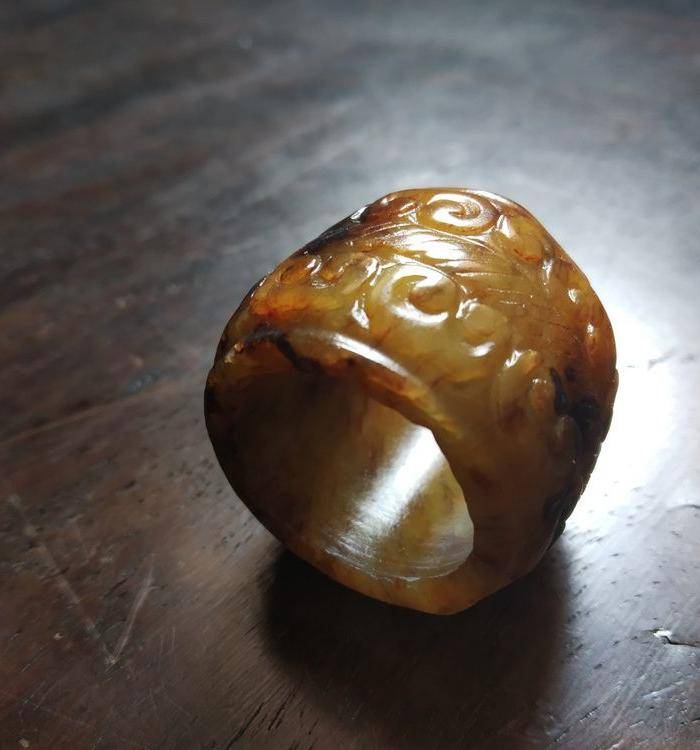 辽金玉 卷云纹搬指图5