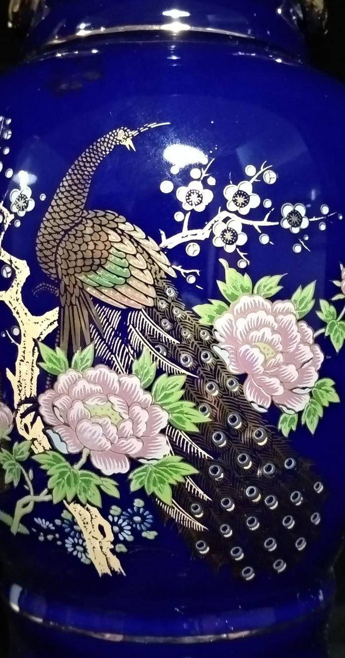 英国回流的蓝釉加彩描金瓶图4