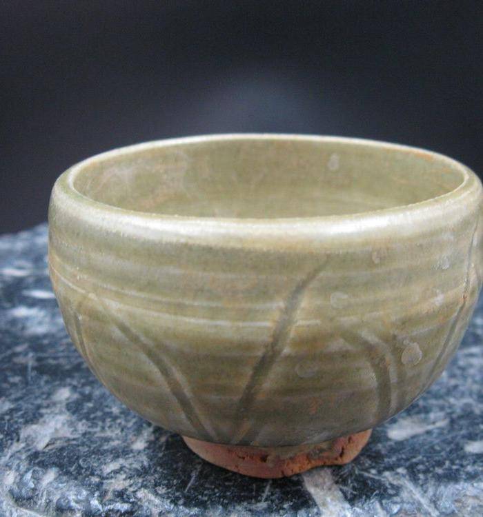 宋龙泉窑莲花杯图2