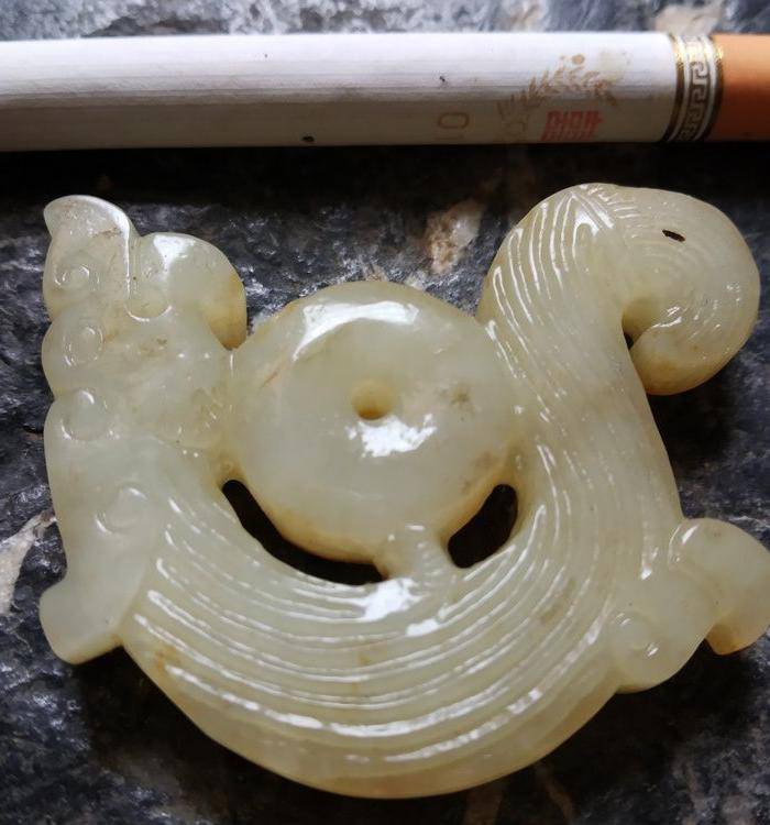 清代 龙纹玉佩图3