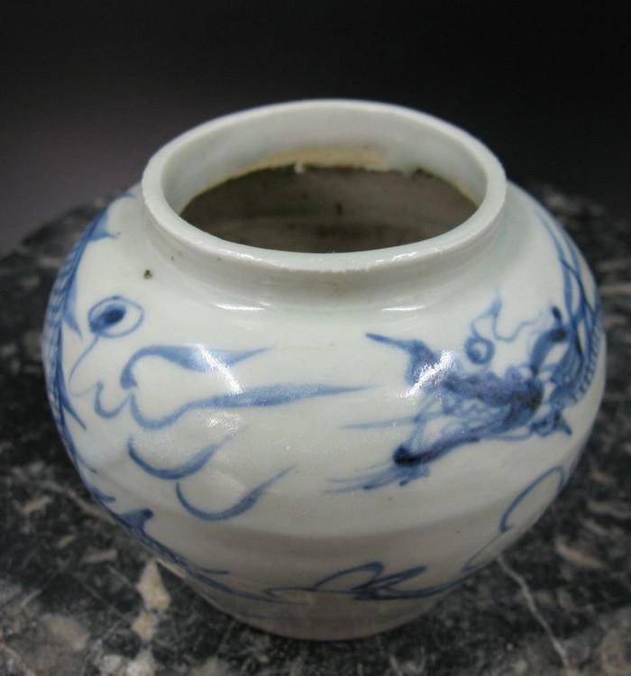 明 青花龙纹罐图4