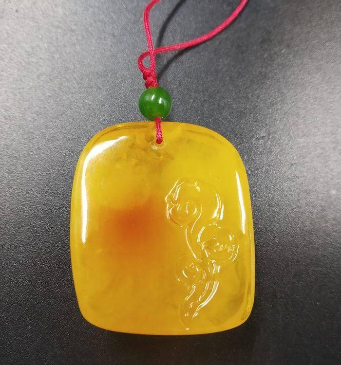 精品 纯天然鸡油黄波罗的海琥珀蜜蜡龙牌图4