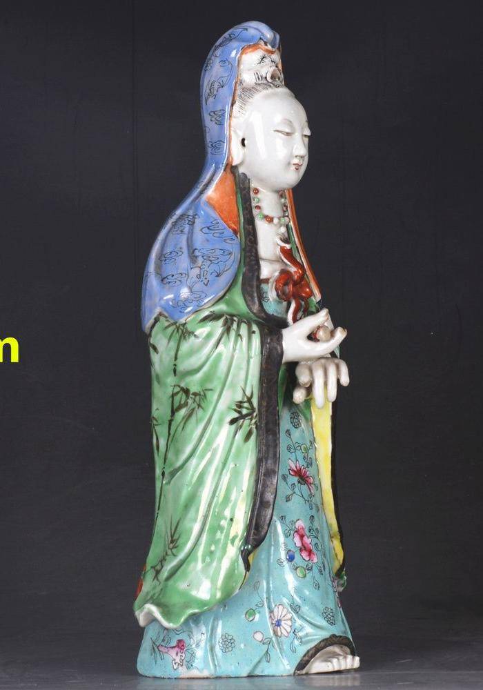 清乾隆 粉彩观音立像图2