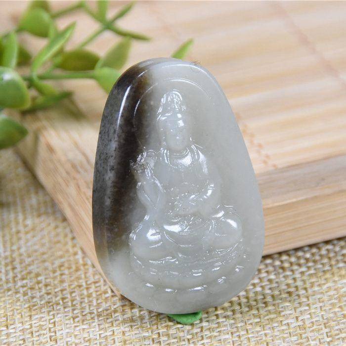 和田玉 黑皮料 俏色 大慈悲观音图2