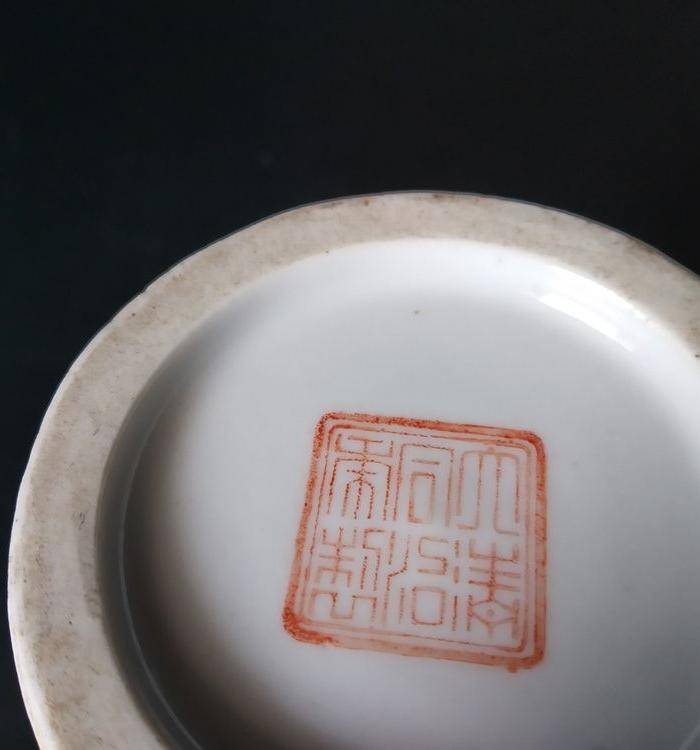 清代 粉彩人物故事笔筒图9