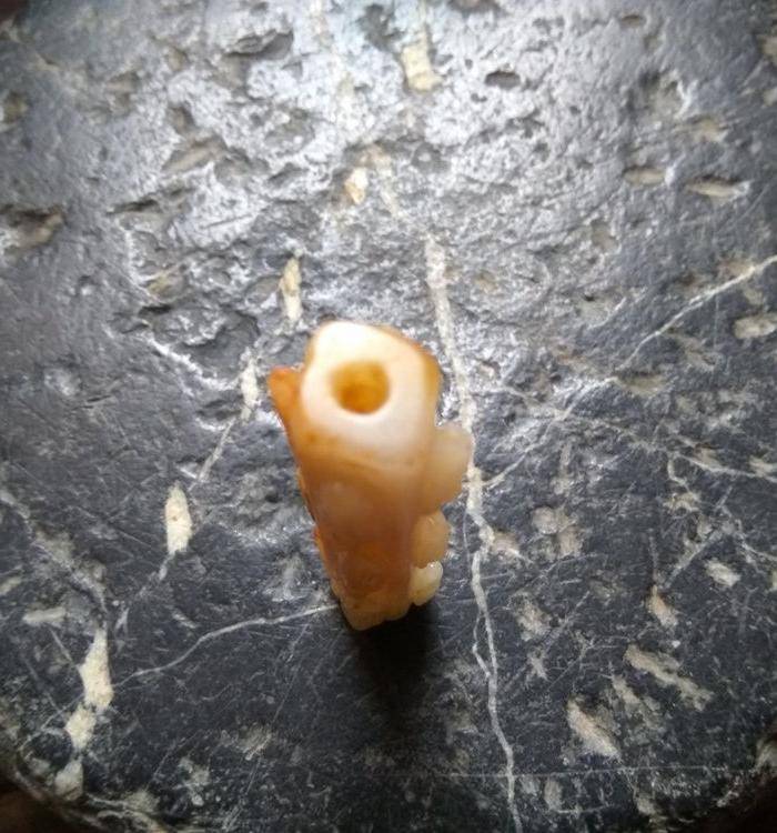 明代白玉蝉纹翎管图3