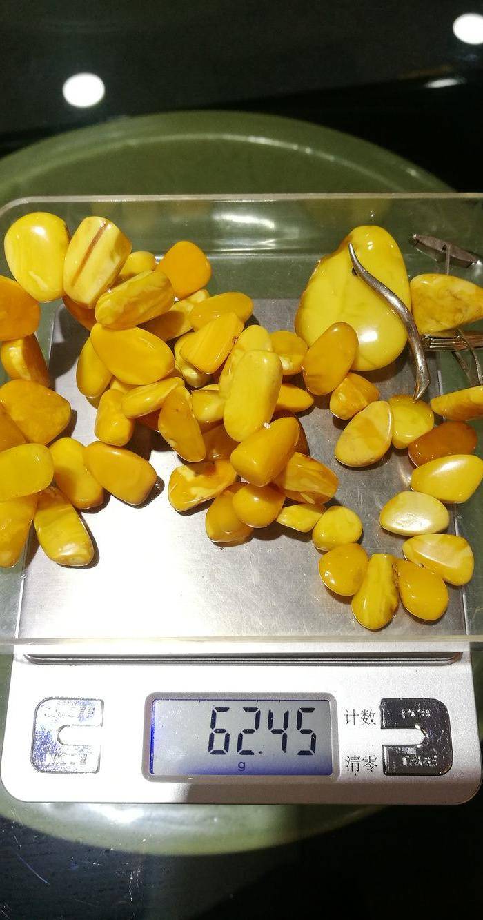 天然 蜜蜡饰品一组图10