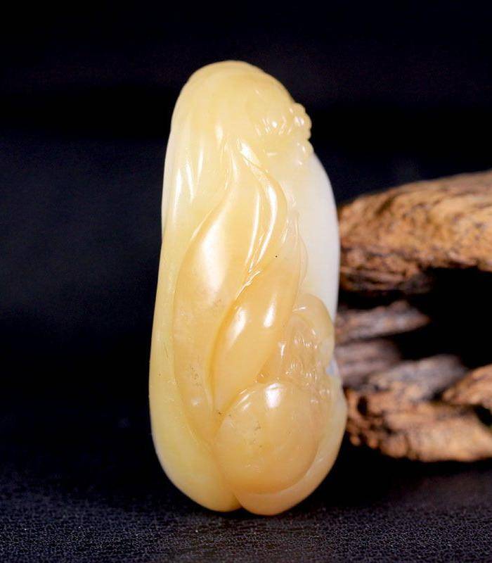 天然正品 苏工精雕 新疆和田玉糖白玉把件 一品清莲图5